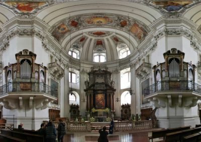 Salzburger Dom innen Panorama